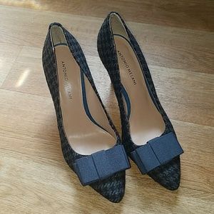 NEW! Antonio Melani heals